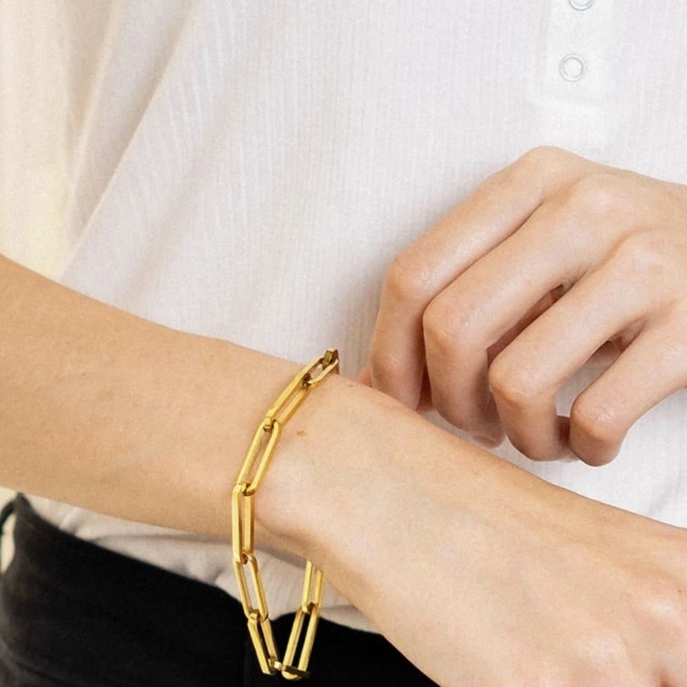 Eli Elongated Link Gold Bracelet